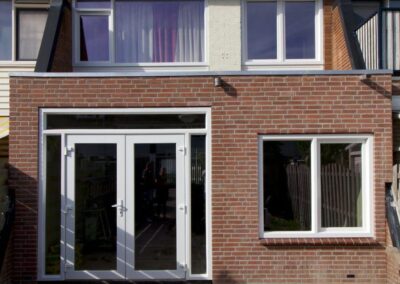 Renovatie en reparatie aanbouw